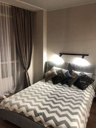 Апартаменты Downtown Cosy apartment with Spa Bath Днепр Апартаменты с 2 спальнями-9