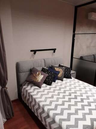 Апартаменты Downtown Cosy apartment with Spa Bath Днепр Апартаменты с 2 спальнями-77